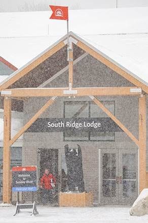 Front entrance to the South Ridge Lodge where the Foggy Goggle is located. 