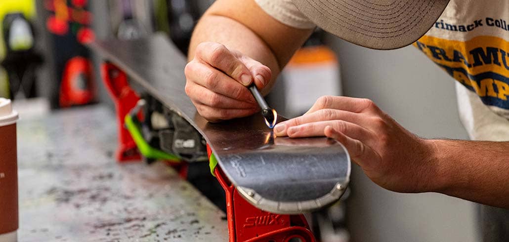 Repairing a pair of skis
