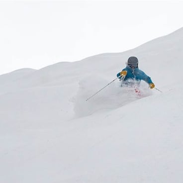 Skiing in powder